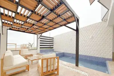 Image de Beach Front entire Private Building 32+ Pax