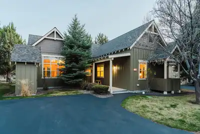 Image de Spacious 2br at Eagle Crest ~ Pools, Golf & More!