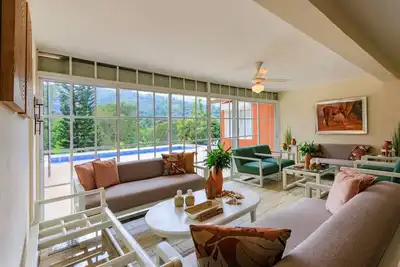 Image de Relax in this Spacious and Fresh Hillside Villa in La Cuaba | Private Pool