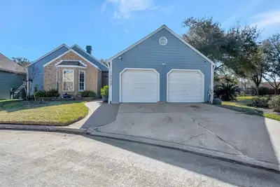 Image de Lovely & Fully Furnished 2br Home – All Bills Paid – Soothing Houston Retreat