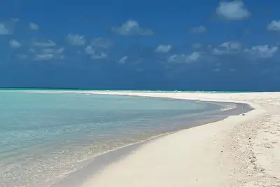 Image de Beachfront Condo in wonderful Royal Poinciana, Treasure Cay