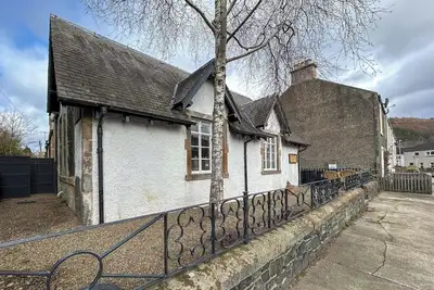 Image de 4 chambres à coucher à Peebles