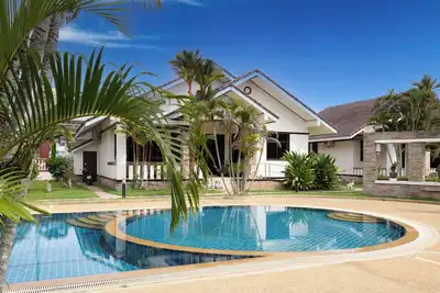 Image de 3-Bedroom Villa at Safir Village, Ban Phe, Rayong