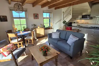 Image de Unique vacation home at the Mill with stunning views of the polder