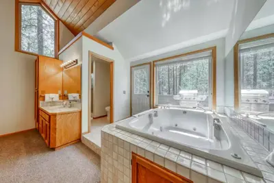 Image de Glaze Meadow Forested Retreat at Black Butte Ranch