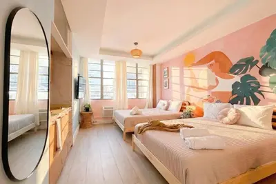 Quiet Double Queen Beds Apt w Pool+Parking!