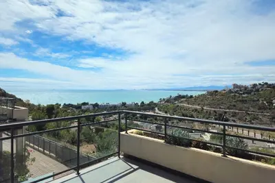 Image de Luxury apartment with sea view