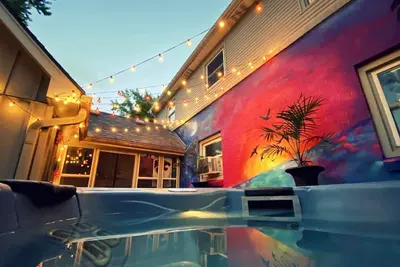 Image de Hot Tub Oasis Hideaway w/ 4 Bed + Large Patio+yard