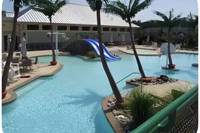 Image de 3-bedroom villa in charming Ocean View w/ lazy river and fitness center