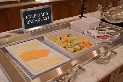 1br Queen Suite | Free Breakfast + Near Waterfront