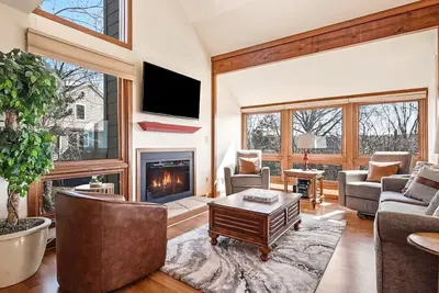 Image de Family-Friendly Golf View Getaway