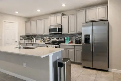 Image de Spacious 5-bedroom, 2. 5 bath house in fabulous Wimauma/Riverview neighborhood