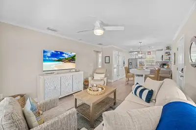 Image de Freshly Updated Retreat at SeaShells – Easy Beach Access and Relaxed