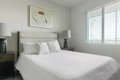Image de Landing | Beautiful 2bd, Yoga Studio, Pool