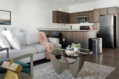 Image de Landing | Stunning 2bd, Pool, Courtyard