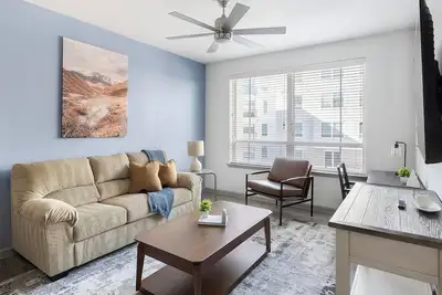 Image de Landing | Stylish 2bd, Clubhouse, Gym