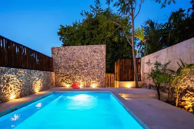 Image de Casa Ce: beautiful 2-bedroom house and serene pool near Mérida main square