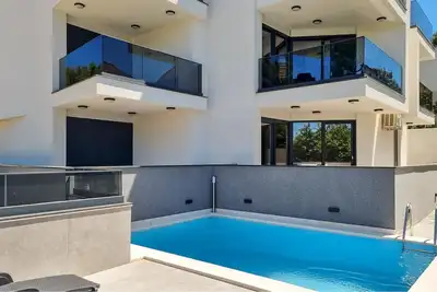 Image de Superbe appartement à Vrboska avec vue sur la mer.