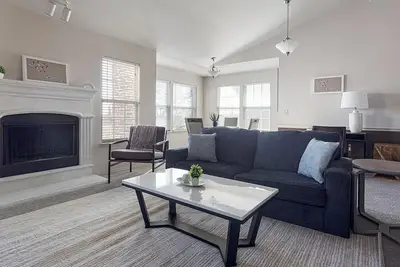 Image de Landing | Modern 2bd, Gym, Pool