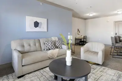 Image de Landing | Incredible 2bd, Clubhouse, Pool