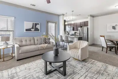 Image de Landing | Beautiful 3bd, Gym, Pool