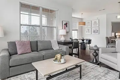 Image de Landing | Incredible 2bd, Pool
