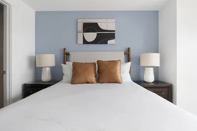 Image de Landing | Modern 2bd, Pool
