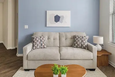 Image de Landing | Stunning 2bd, Game Room, Gym