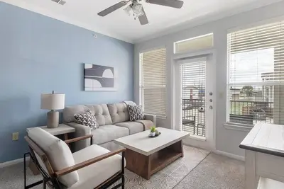 Image de Landing | Incredible 2bd, Clubhouse, Game Room