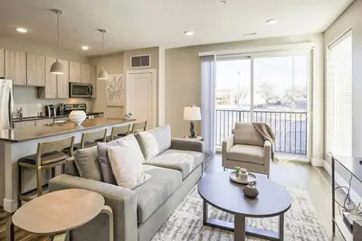 Image de Landing | Beautiful 2bd, Gym, Clubhouse