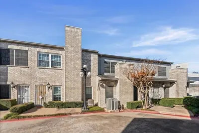 Image de 3-bedroom townhome in amazing Houston with Ac comfort