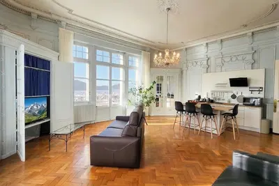 Image de Appartement Grand Salon ***  L'élégance d'un palace, vue panoramique