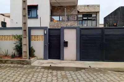 Image de Villa confortable 8 pers -3ch + studette - 10mn Aéroport, Plage & Centre ville