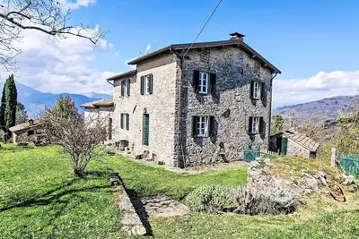 Image de Maison de vacances privée avec piscine privée, Wifi, Tv, terrasse, animaux admis, vue panoramique