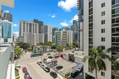 Image de Brickell Studio - City Views - Pool & Gym