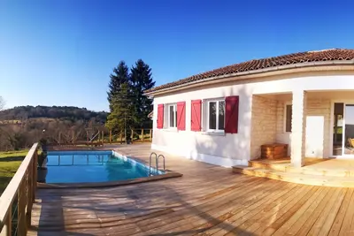 Image de Gite 8 personnes avec piscine, Périgord blanc, vue magnifique, détente assurée