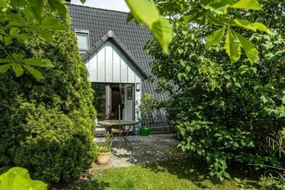 Image de One of Six – Cozy Vacation Home on Lake Dümmer