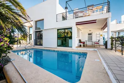 Image de Maison de vacances 'Palmeras' avec vue sur mer, Wi-Fi et climatisation