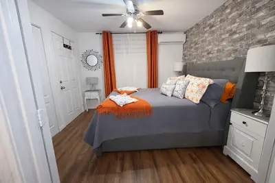 Cozy & Affordable Montreal 1br Getaway