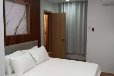 Image de 2-bedroom Suite in fantastic Bais City w/ Ac parking lot, Wifi, netflix, kitchen