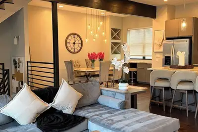 Image de Houston Gem Private Baths Near Downtown