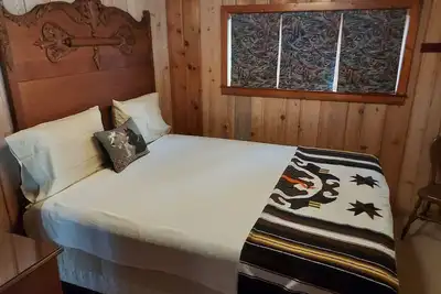 Image de Cozy 3-bedroom cottage with private sandy beach, fire pit and relaxing patio