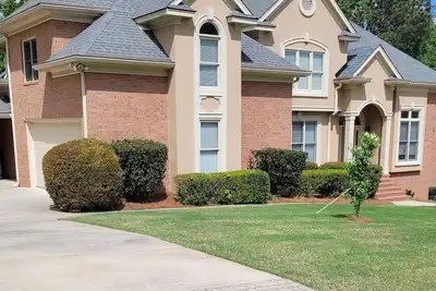 Image de 745 9th Fairway Retreat - 6 Bedroom 5 Bath executive home