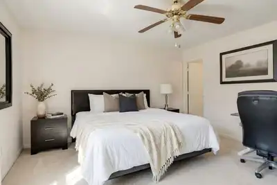 Image de Wonderful 4-bedroom house in charming Durham