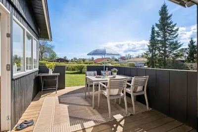 Image de The Good Life in authentic holiday home charm