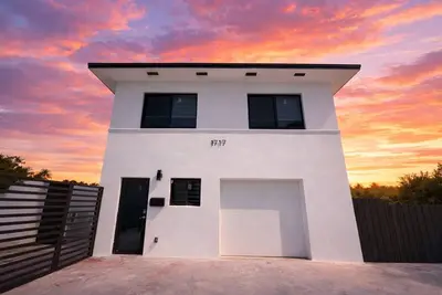 Image de Luxury 2br Miami Retreat |King Suite |Free Parking