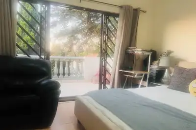 Image de Maison Cluster de 3 chambres à Sandton