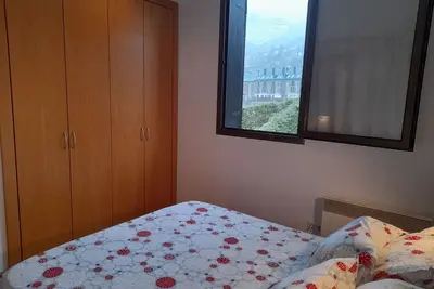 Image de Charming, good location and parking - Aüt 2