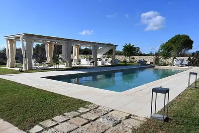 Image de Maison de vacances privée avec Wifi, climatisation, bain à remous, piscine, Tv, patio