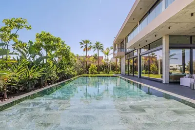 Image de Belle maison de vacances avec piscine privée, climatisation, Wifi, Tv, patio, vue panoramique